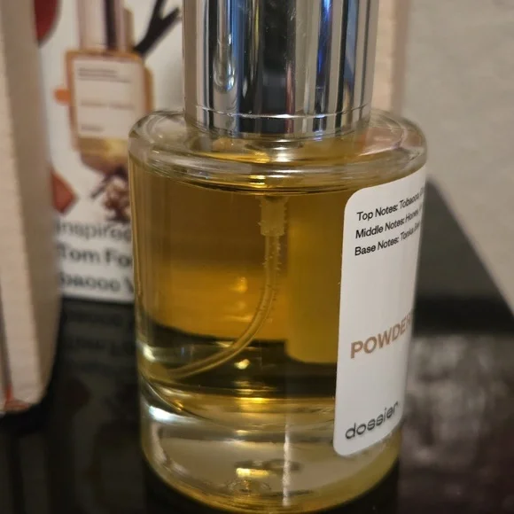 Dossier Woody Sandalwood and Powdery Tobacco Fragrance Eau De Parfum-50ml/ 1.7oz - Picture 7 of 10